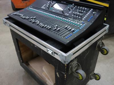 Mixer Case